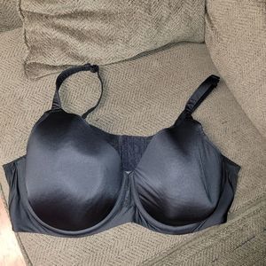 Cacique Black Bra